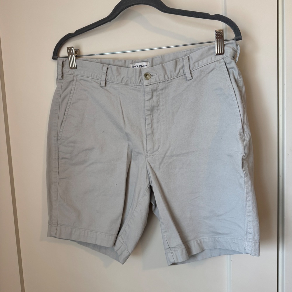 Peter Millar Mens 32 Crown Comfort Chino Shorts Light Grey Stone Flat Front Golf